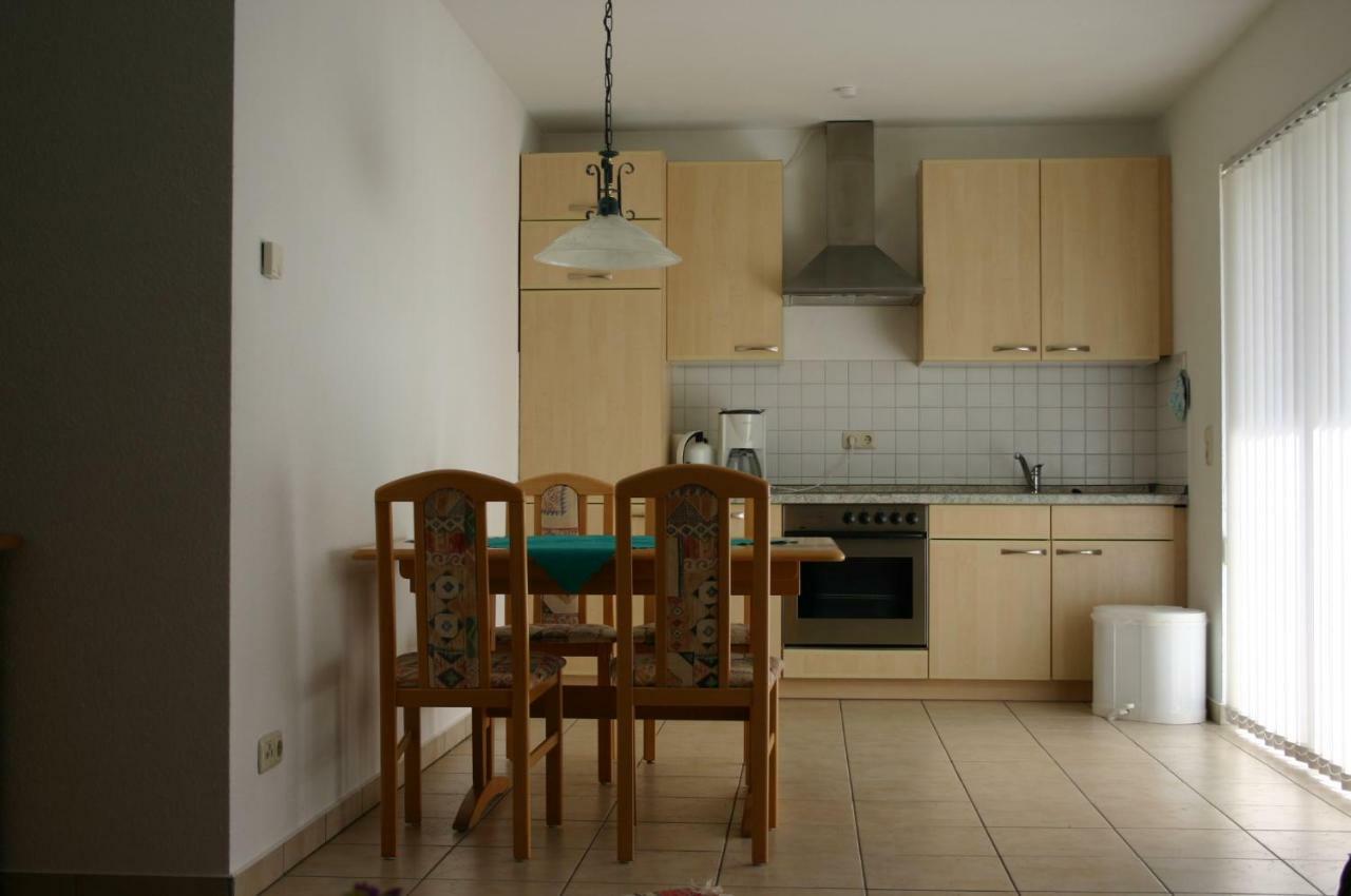Haus Galerie Eg Apartment Karlshagen Exterior photo
